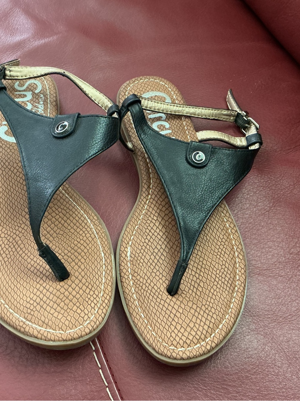 Black Leather T-Strap Women's Sandals CIRCUS by Sam Edelman size 8.5